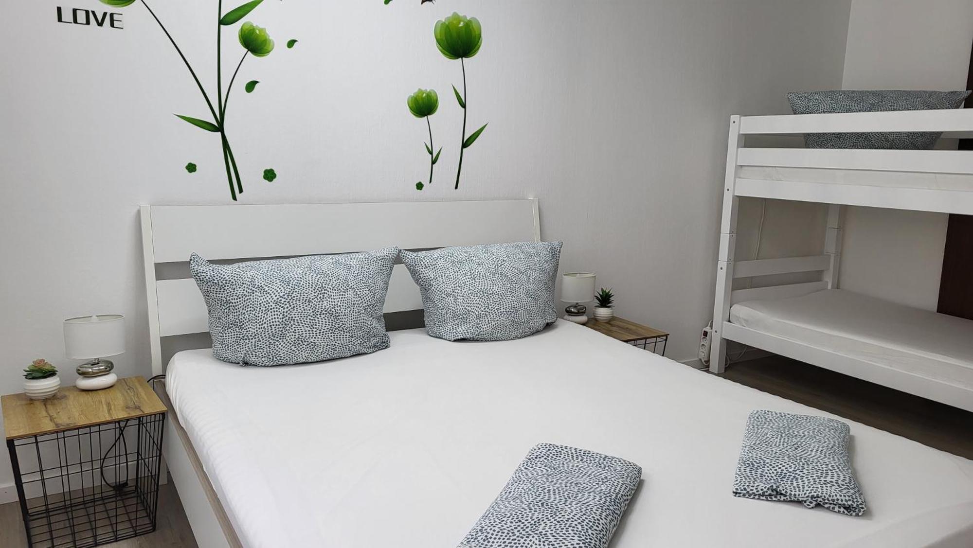 Ferienwohnung Lavanda Rust Esterno foto